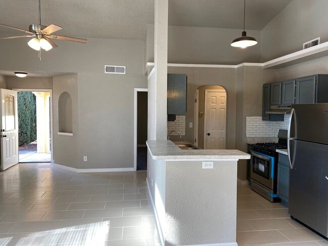 Building Photo - 2914 Royal Knoll Dr
