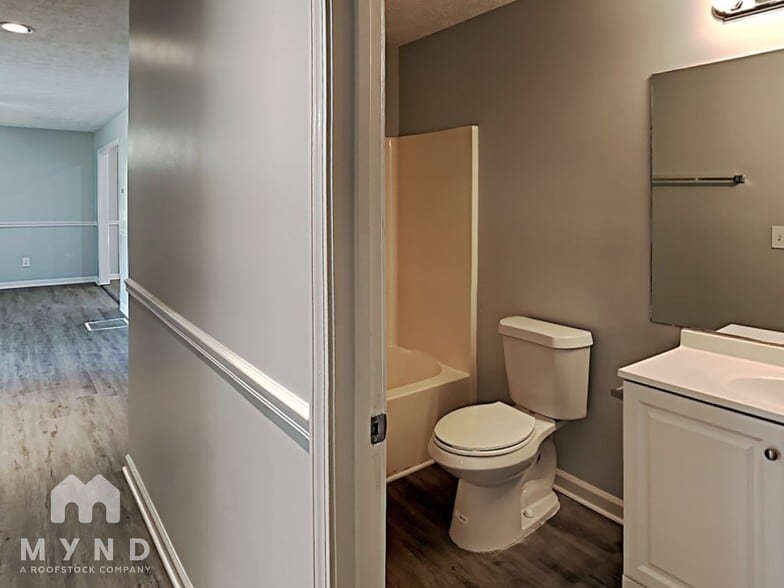 Building Photo - 100 Clifton Dr