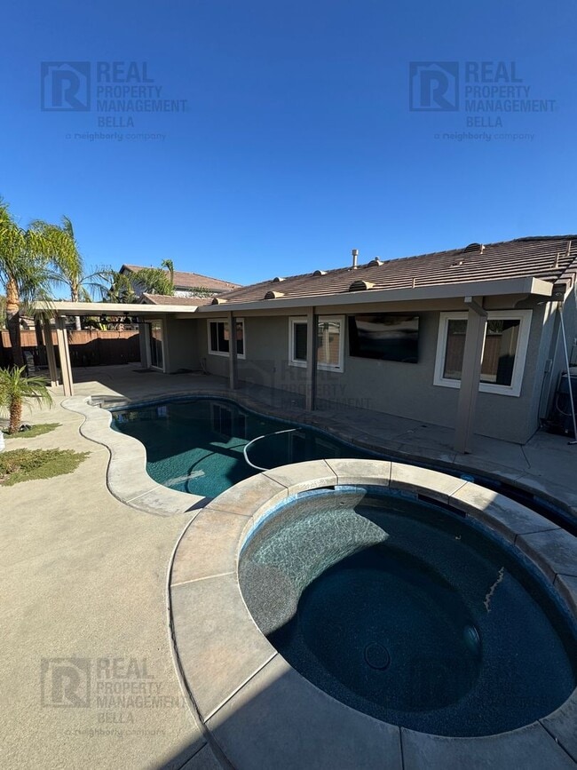 Building Photo - 23694 Canyon Heights Dr