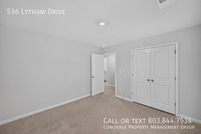 Building Photo - 536 Lytham Dr