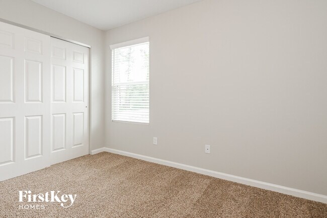 Building Photo - 10199 Mc Laurin Rd