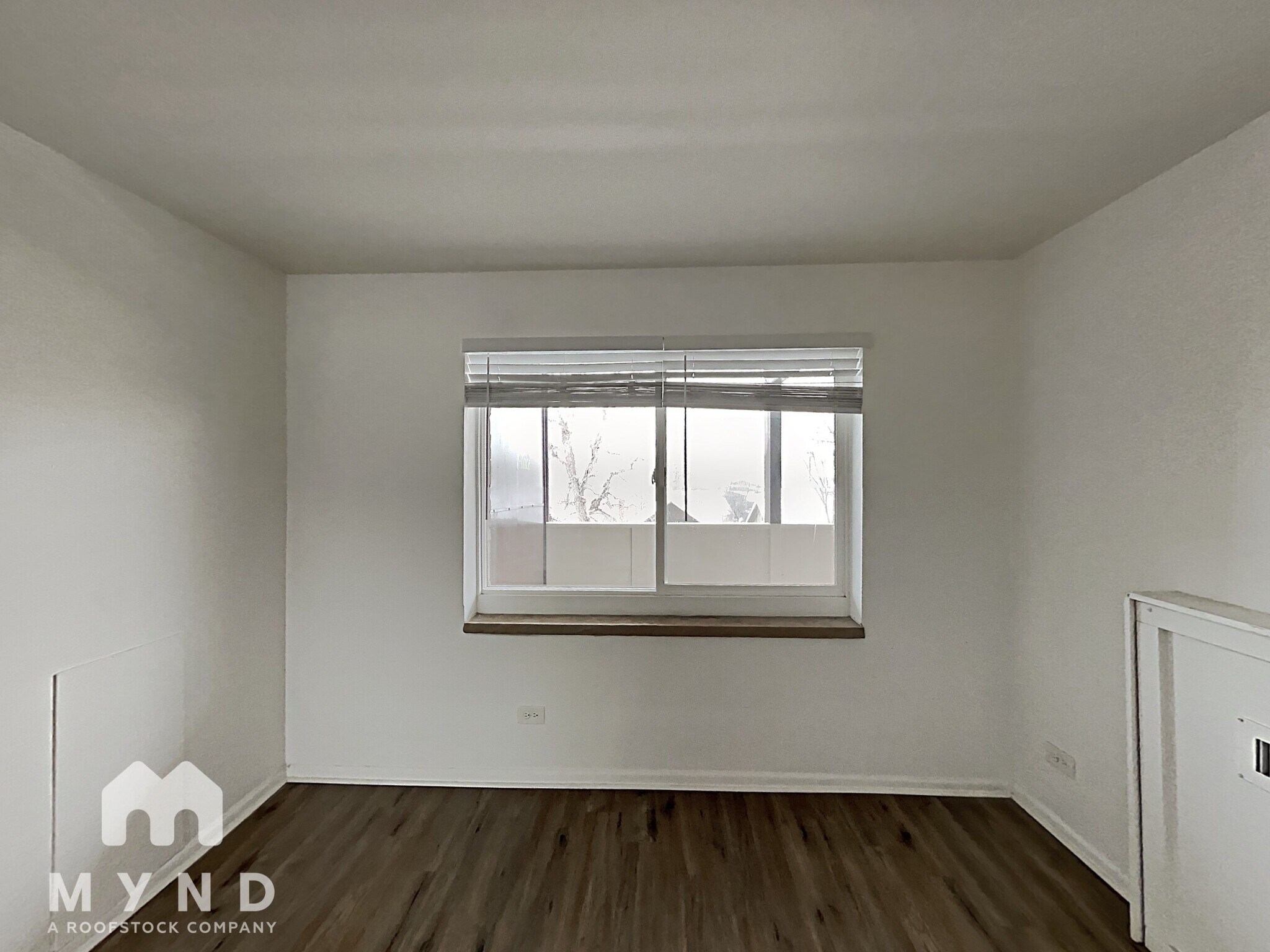 Building Photo - 1366 Garfield St