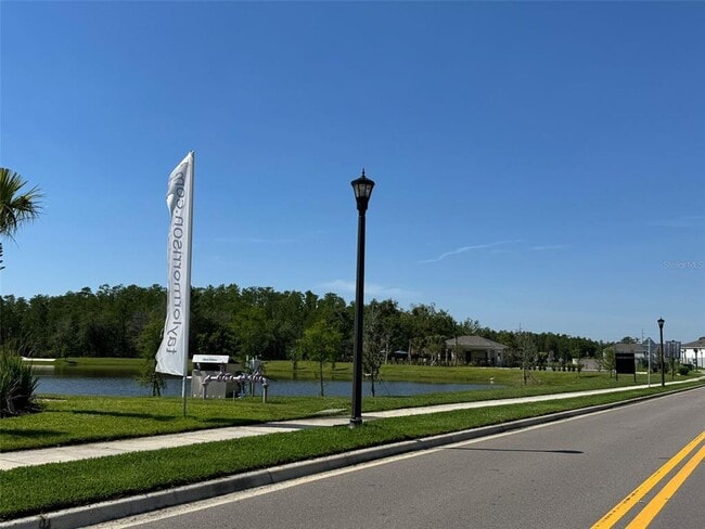 Building Photo - 3133 Skyline Lp