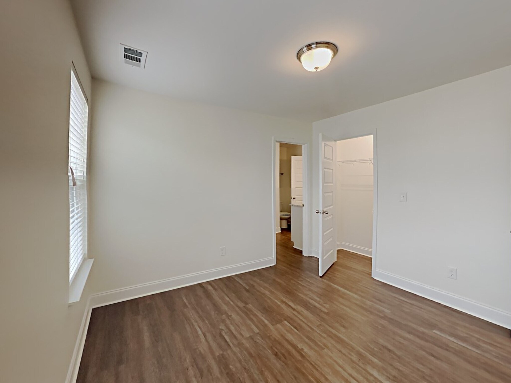 Building Photo - 5242 Tupelo St