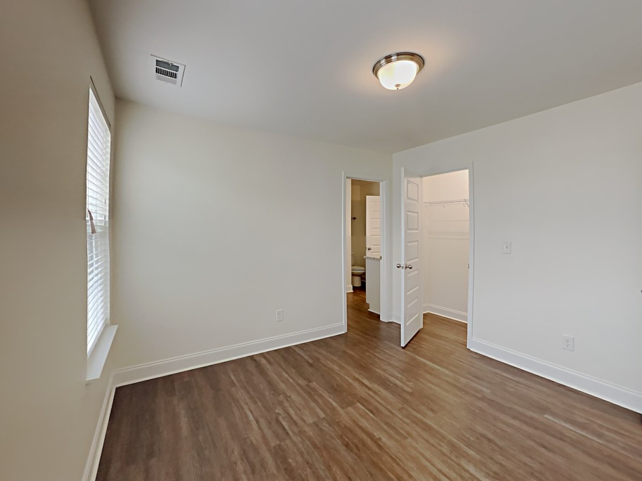 Building Photo - 5351 Tupelo St