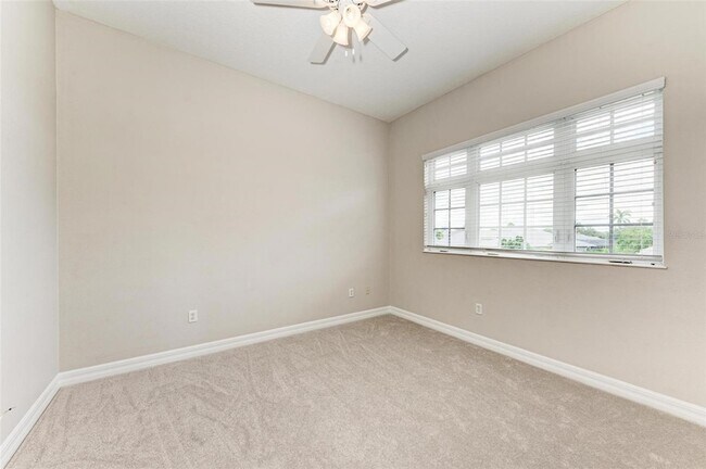 Building Photo - 337 Snapdragon Loop