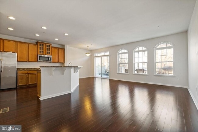 Building Photo - 942 Hall Station Dr