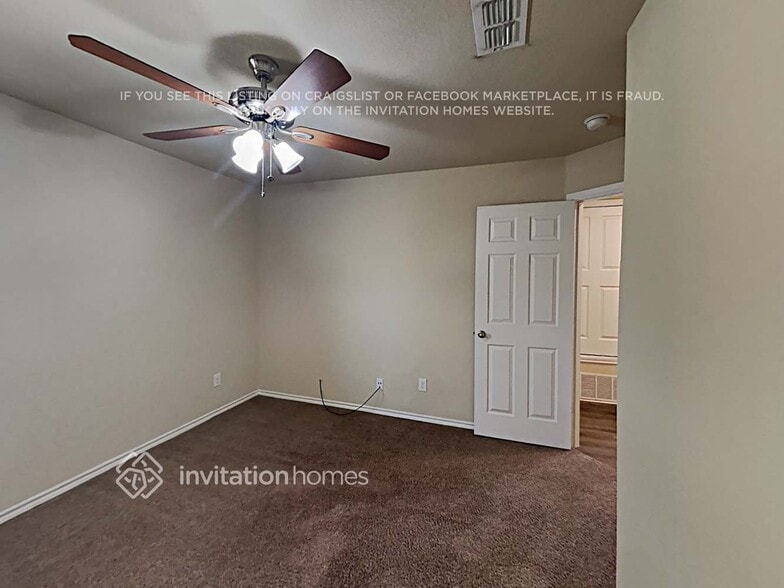 Building Photo - 6520 Chalk River Dr