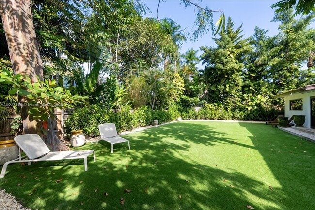 Building Photo - 3711 Battersea Rd