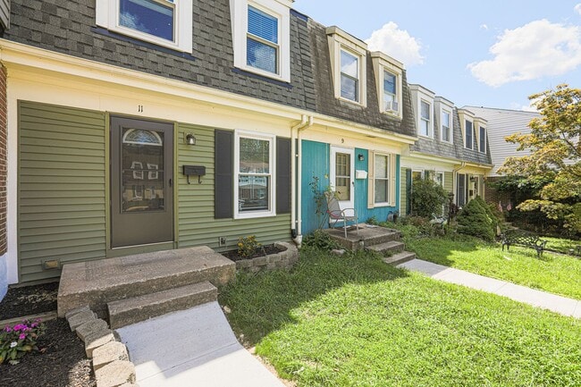 Building Photo - 11 Pawleys Ct