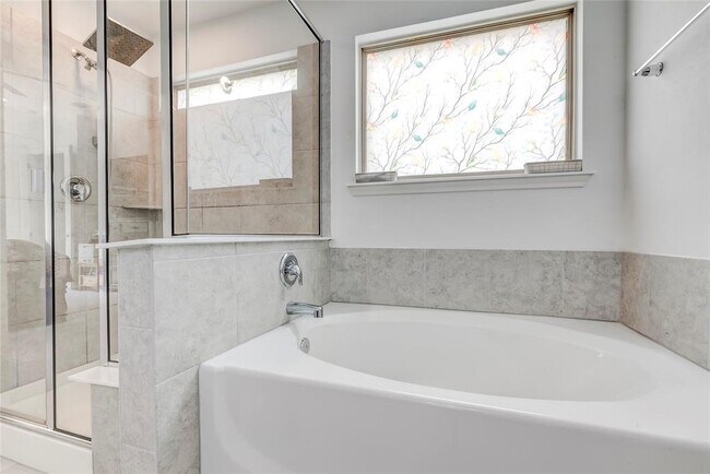 Building Photo - 728 Marbella Vista Way