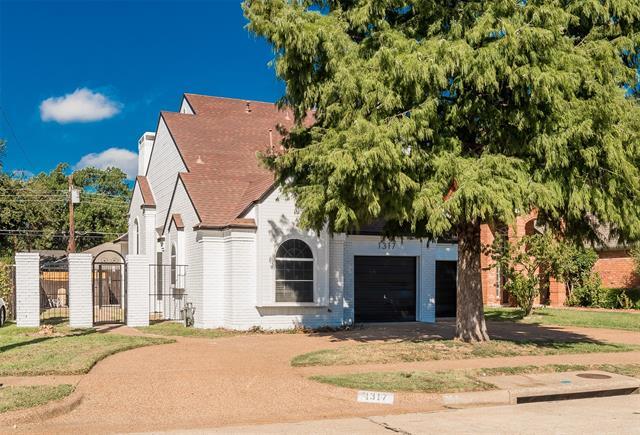 Building Photo - 1317 Carver Ln