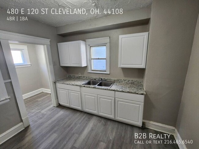 Building Photo - 480 E 120th St