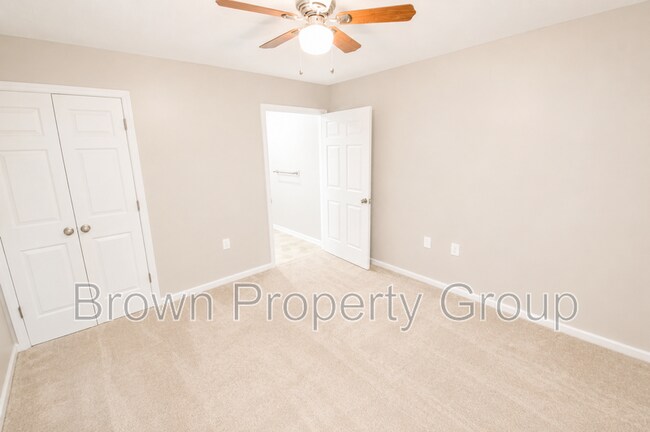 Building Photo - 303 Hinsdale Ave
