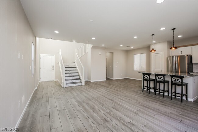 Building Photo - 2936 Sunday Silence Rd