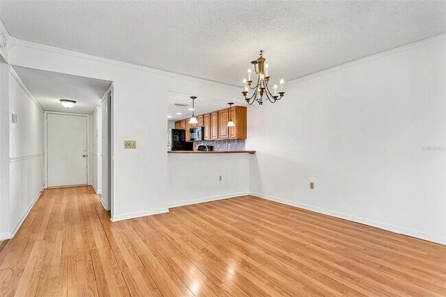Building Photo - 108 Woodlands Ct