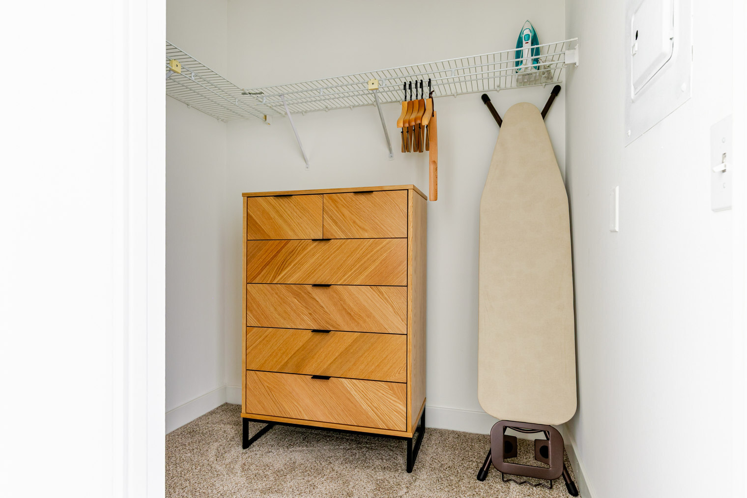 Building Photo - 77 W Huron St