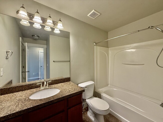 Building Photo - 6928 Village River Ln