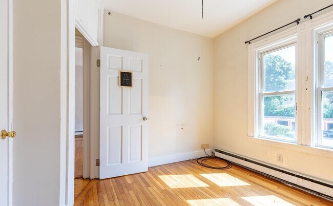 Building Photo - 59-61-61 Hillside St