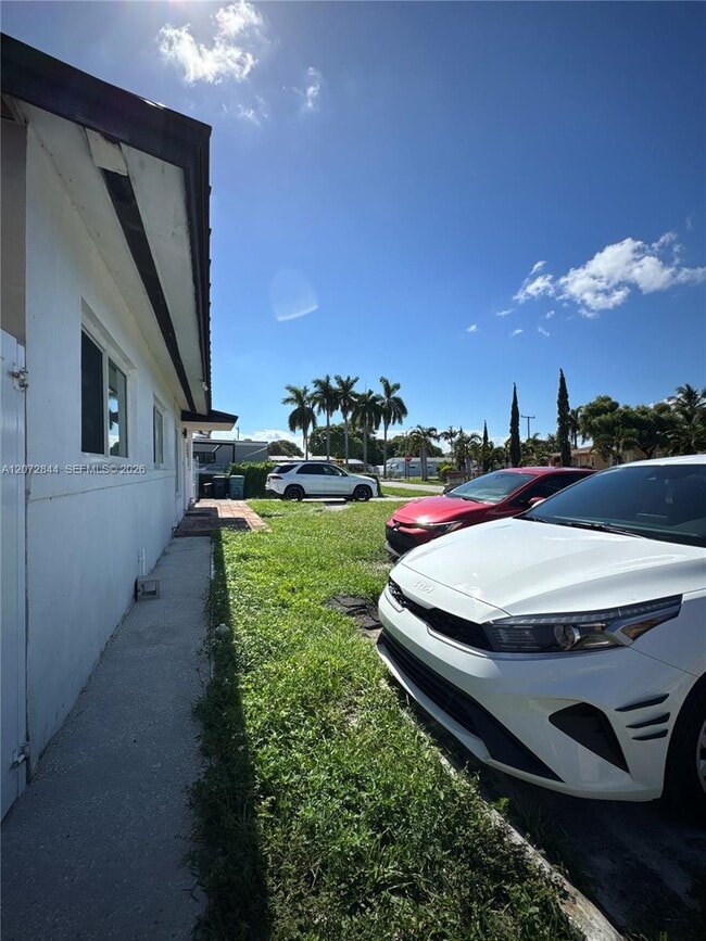 Building Photo - 5500 NW 178th Terrace