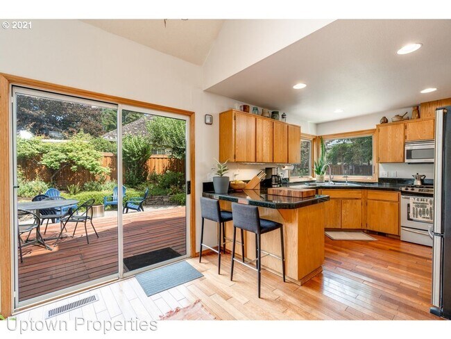 Building Photo - 3 br, 3 bath House - 7627 SW Skyhar Drive
