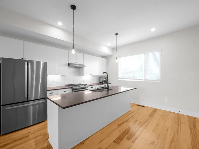 Building Photo - 1159 N 4th St