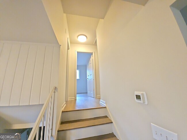 Building Photo - 1632 Jolly Green Ct