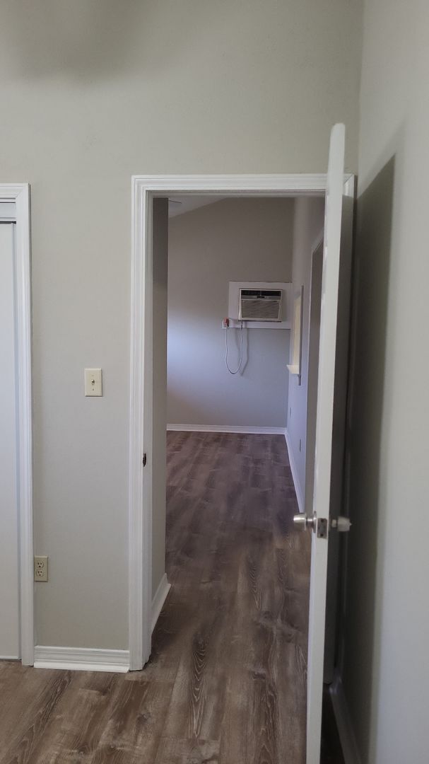 Building Photo - 209 Geneva St