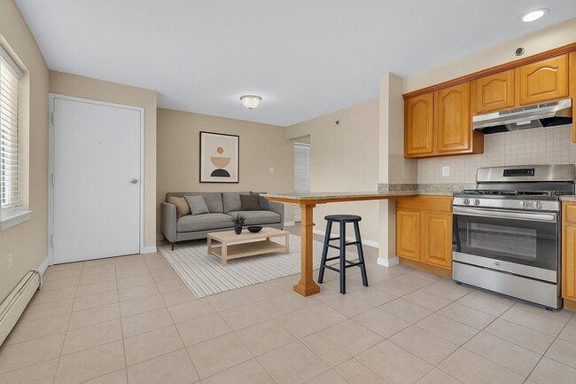 Building Photo - 179 Newark Ave