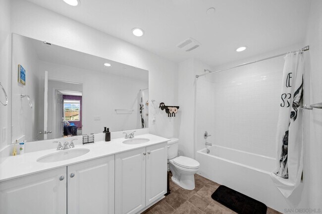 Building Photo - 1442 Rustic Gln Wy
