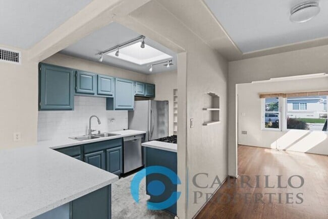 Building Photo - 5425 Adams Ave