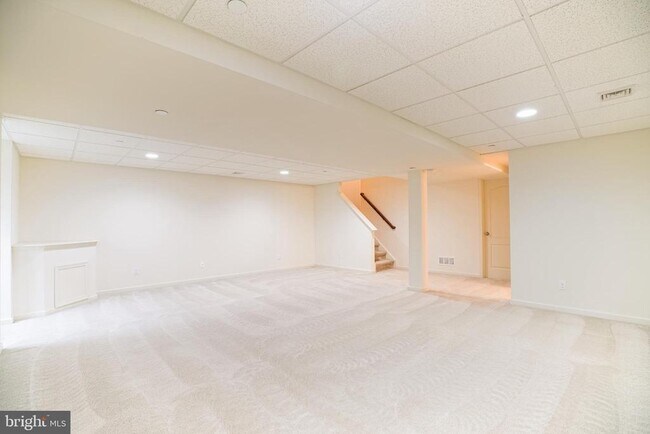 Building Photo - 339 Pennycress Rd