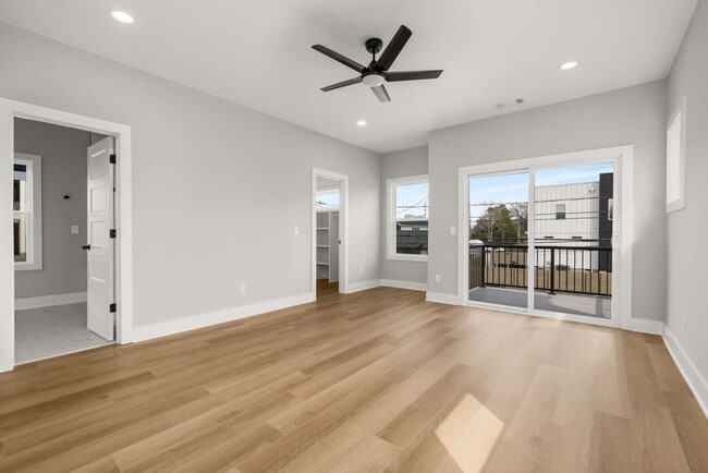 Building Photo - 2015 9th Ave N
