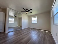 Building Photo - 560 I St
