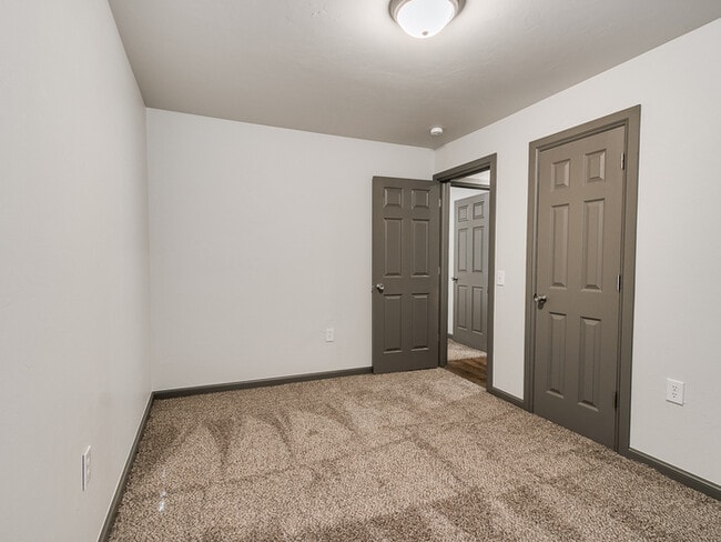 Building Photo - 2416 NW 42nd St