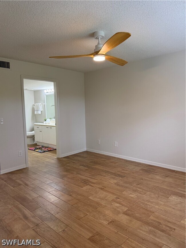 Building Photo - 7750 Jewel Ln