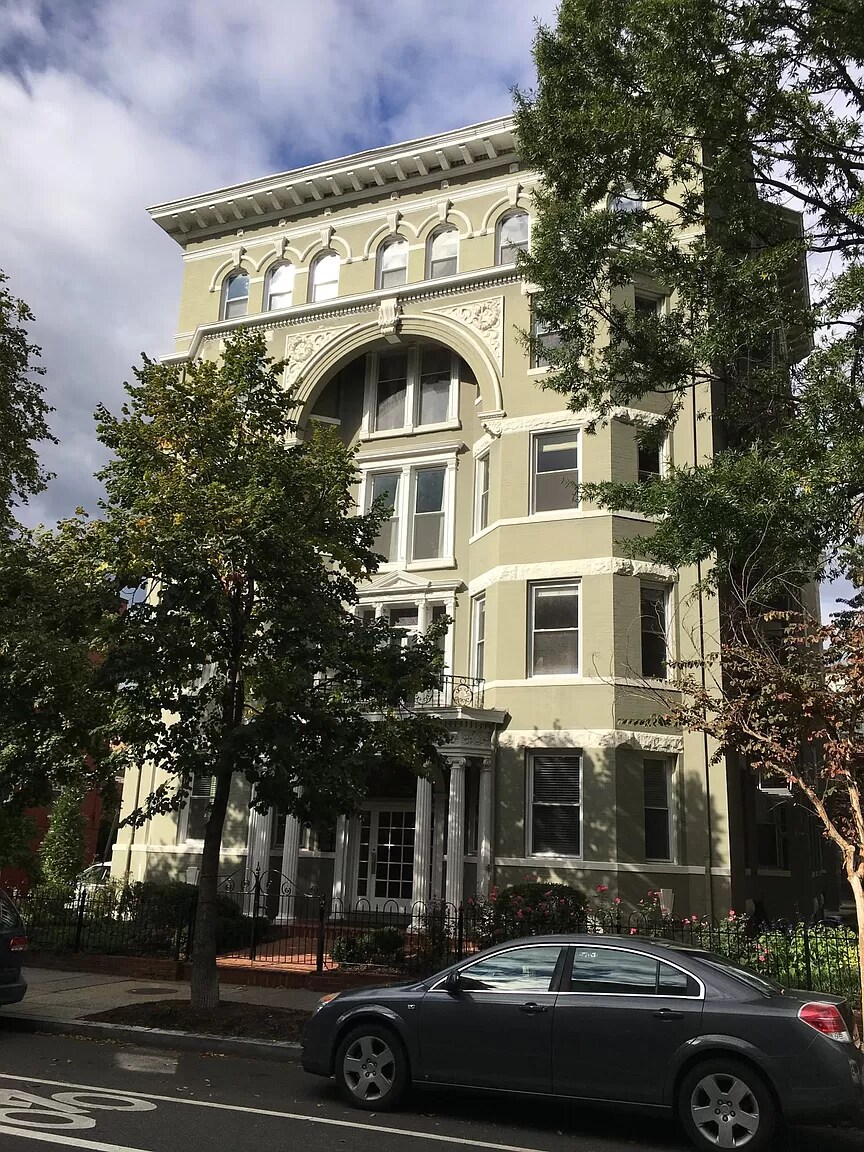 Building Photo - 1423 R St NW