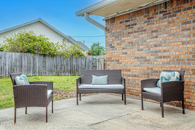 Building Photo - 1112 Colorado Ave