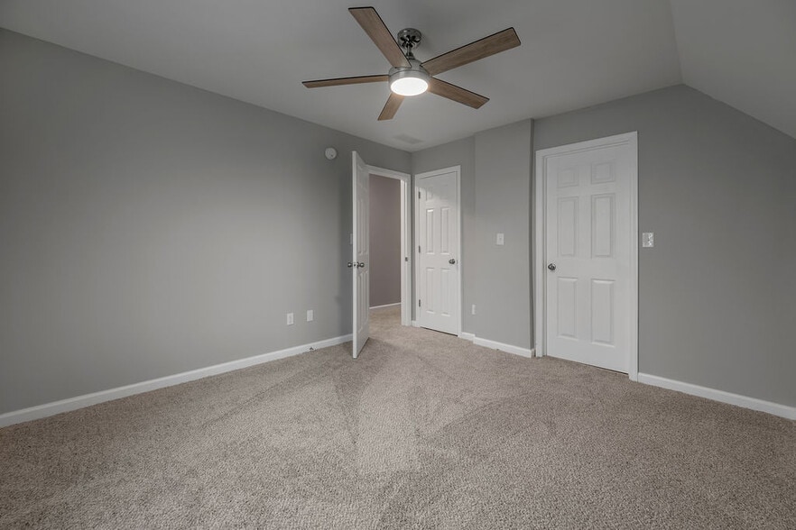 Building Photo - 242 Elkhorn Meadows Dr