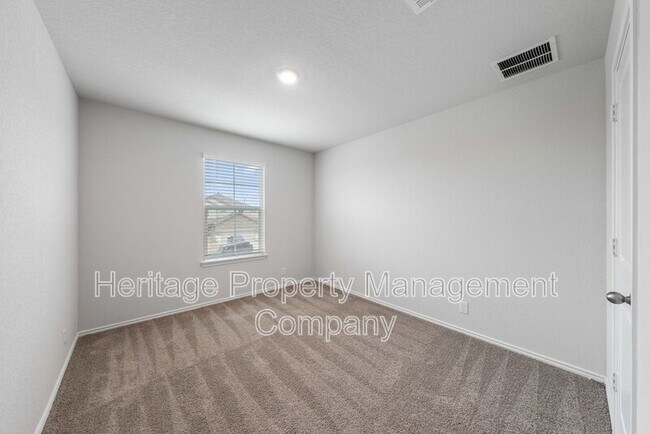 Building Photo - 6212 Sunhigh Dr