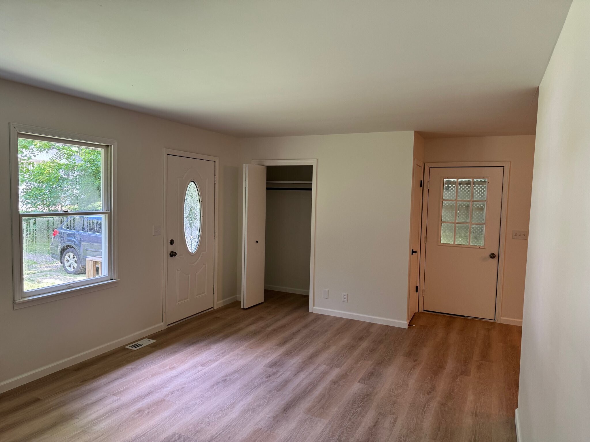 Building Photo - 18068 Meyers Dr