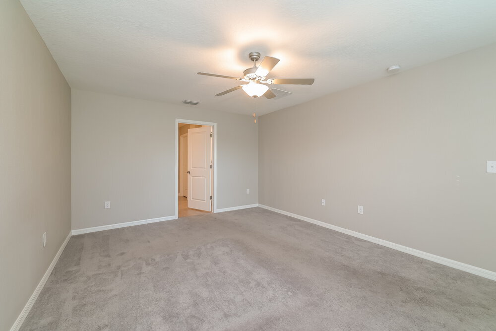 Building Photo - 39886 Dawson Chase Dr