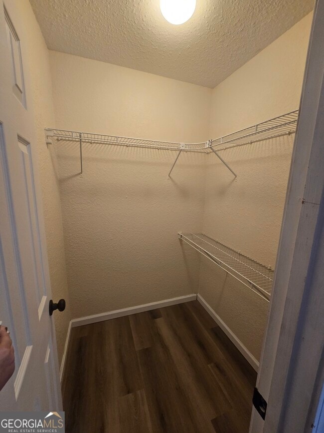 Building Photo - 401 S Ashley St