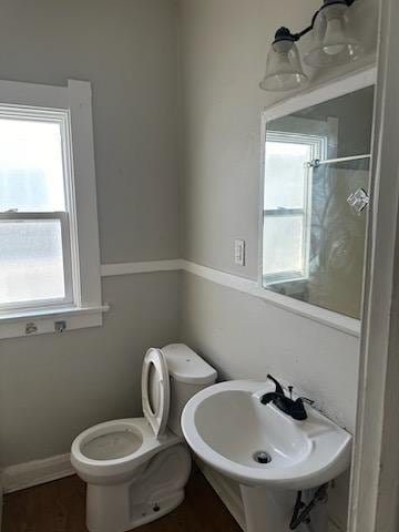 Building Photo - 2027 Brussels St