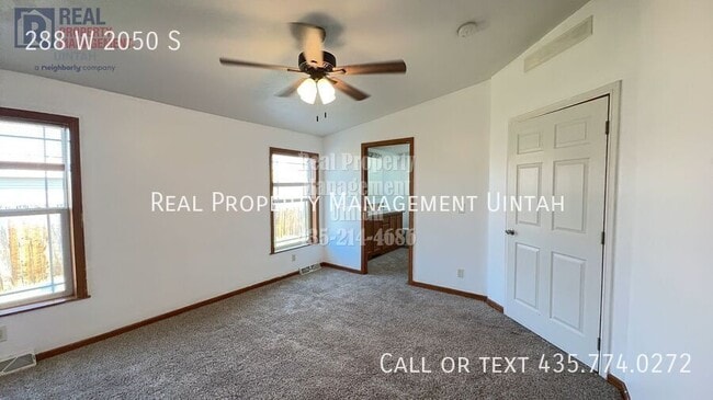 Building Photo - 288 2050 S