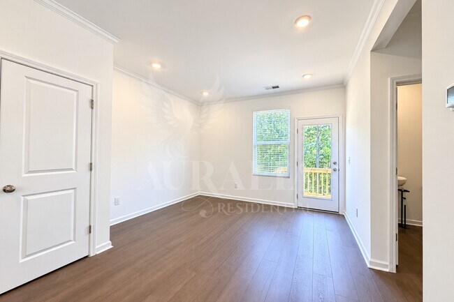 Building Photo - 3210 Gypsum Dr