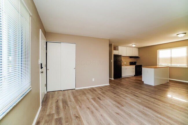 Building Photo - 2722 Key Pl