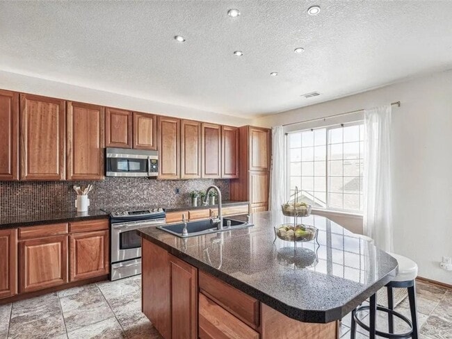 Building Photo - 13859 Legend Trail