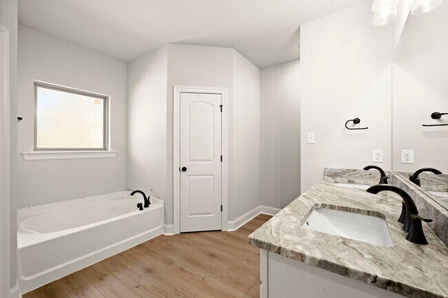 Building Photo - 30673 Dunn Rd