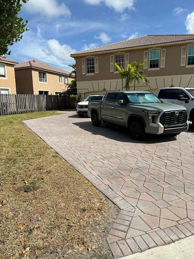 Building Photo - 3622 Asperwood Cir